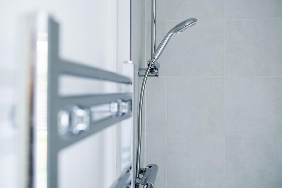 New Snug Doubleensuite In Central Forest Row Exteriör bild